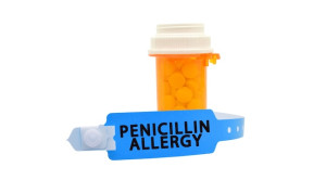 PEN-FAST: Alat Pengambilan Keputusan Klinis pada Pasien yang Dicurigai Mengalami Alergi Penicillin