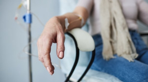 Pedoman Penggunaan Kemoterapi Neoadjuvan pada Kanker Ovarium Stadium Lanjut – Ulasan Guideline Terkini