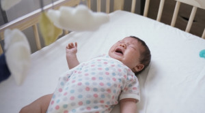 Skrining Meningitis Noninvasif pada Bayi – Telaah Jurnal Alomedika