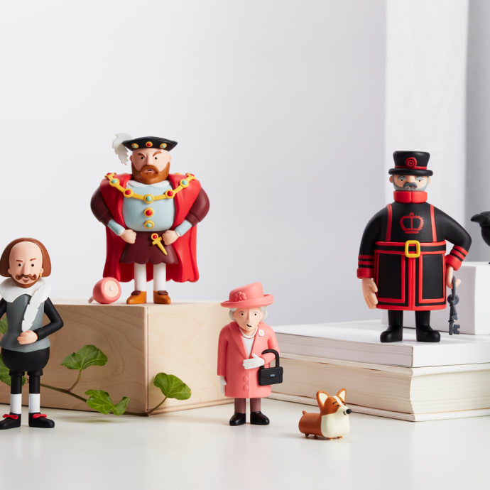 Pink The Full Set - Collectable London Art Figurines: Including: Queen & Royal Corgi, Henry VIII & Royal Ham, Shakespeare, Beefeater & Raven