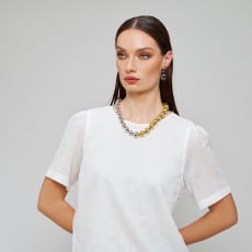 Valkoinen The White Tee: The White-Tee is a timeless classic.