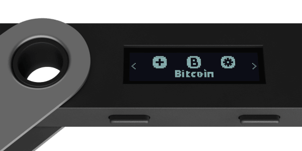 What is a Crypto Hardware Wallet / Cold Wallet?