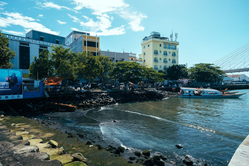 manado-indonesia-20