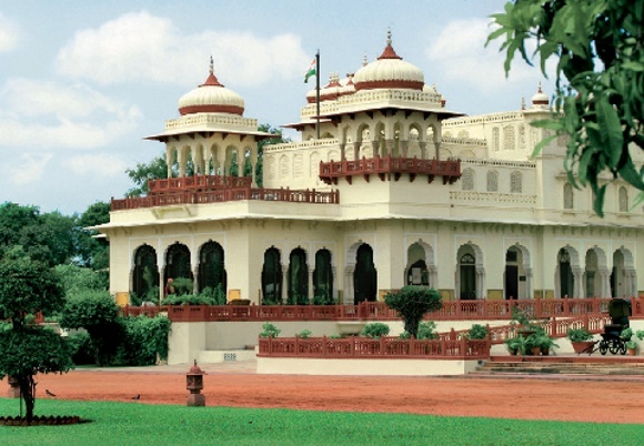 Top
10
palace and heritage hotels in India
