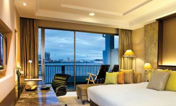 Dusit Club Sea View room