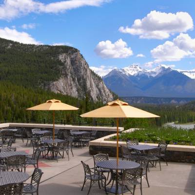 Rundle Lounge Patio