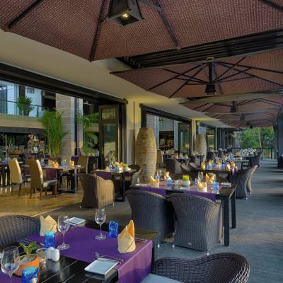 L Amien Restaurant