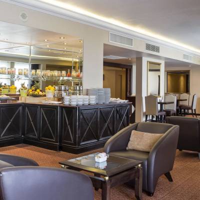 Executive Lounge