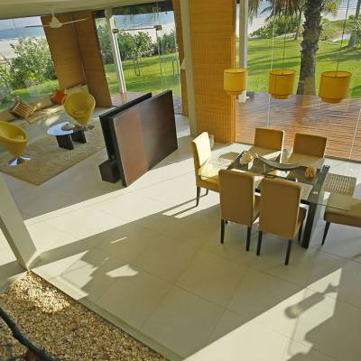 Beach Villa Living and Dining Room