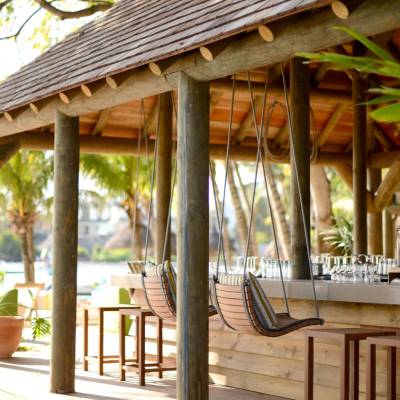 Ō beach restaurant