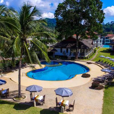 Beachfront pool