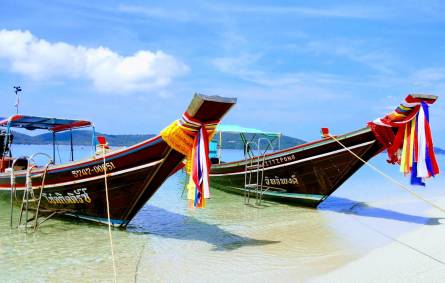 a small boat in a body of water