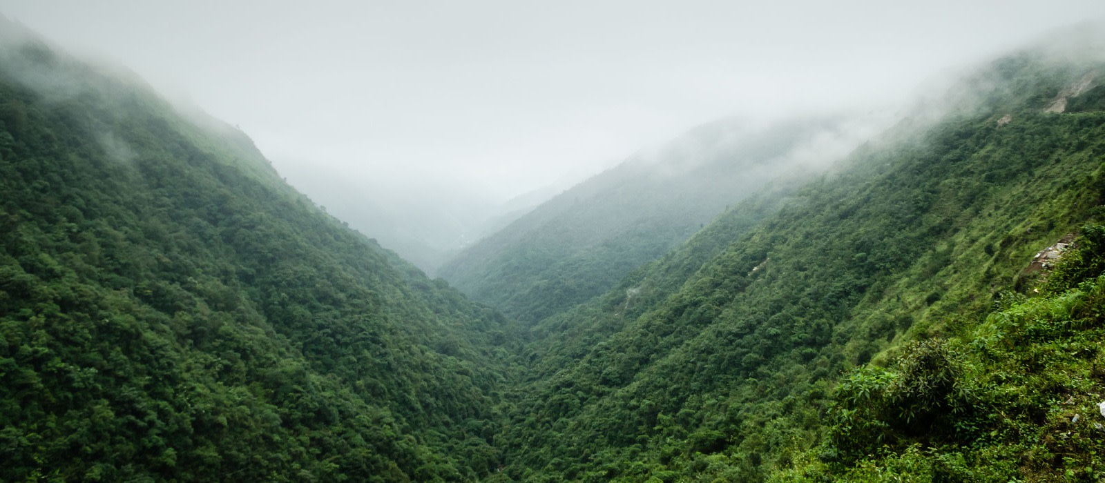 Enchanting Travels East India Tours Guwahati Mystische Bergwelt: Guwahati