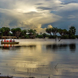 Selous Hotels - Lake Manzi Camp Selous - Boat Safari 8