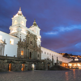 Plaza de San Francisco in old town Quito, Ecuador