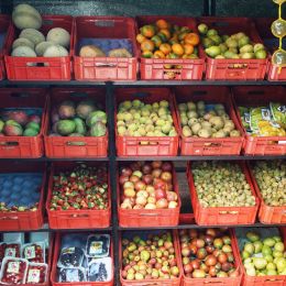 Enchanting Travels Colombia Tours Cuisine fruit seller