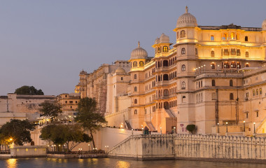 Enchanting Travels India Tours Udaipur Palace