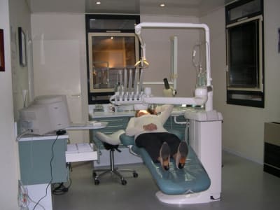 Photos cabinet 001 ah339z - Eugenol