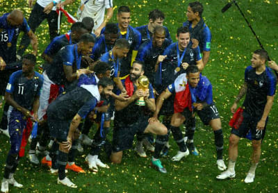 Victoire de l equipe de france en finale de la coupe de monde de football a moscou le 15 juillet 2018 ajqwsz - Eugenol