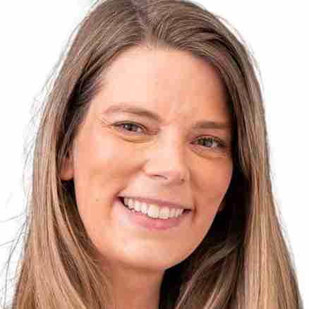 Portrait of Jen Shipley