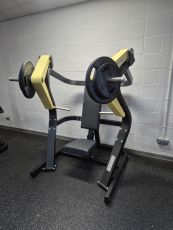 gym_plate_loaded_chest_press