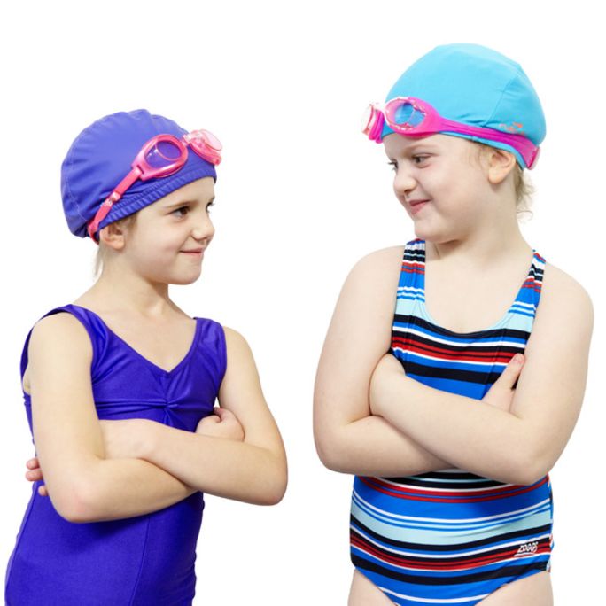 Instagram-Junior_females_wearing_swimming_caps_ands_goggles.jpg Instagram-Junior_females_wearing_swimming_caps_ands_goggles.jpg