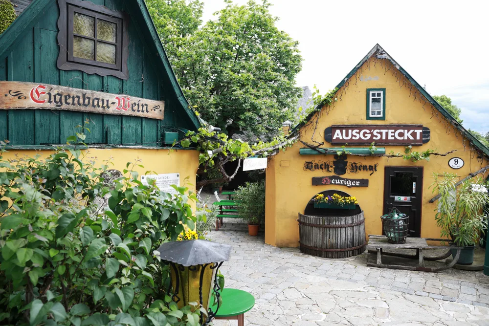 Small Traditional Cottages in Grinzing 