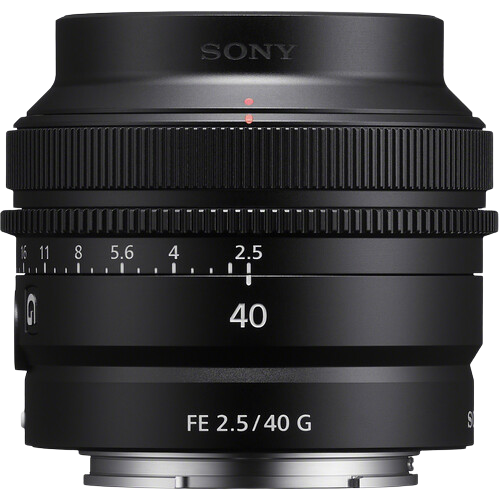 Rent Sony Alpha 7 III Kit + 28-70mm f/3.5-5.6 OSS, Camera and lens kit from  €59.90 per month