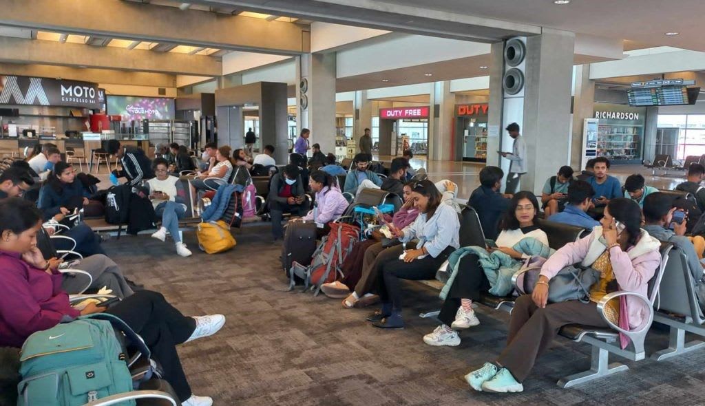 इजरायलबाट २५० जना नेपाली विमान चढे, राति काठमाडौं आइपुग्ने