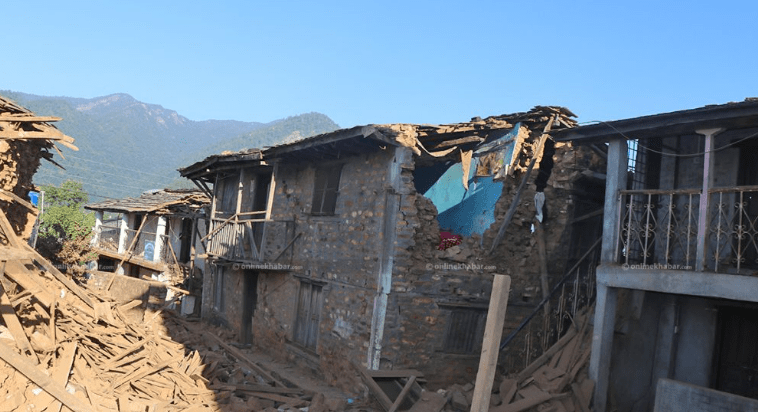 भूकम्प पीडितका लागि कोशी सरकारले एक करोड नगद र एक ट्रक राहत सामग्री पठाउने