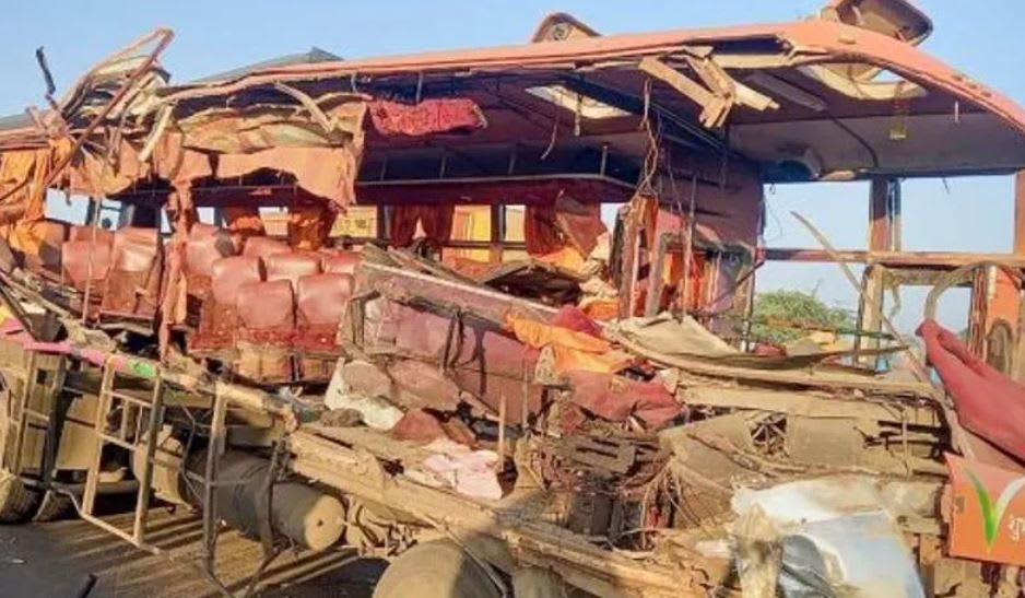 महाराष्ट्रमा बस दुर्घटना हुँदा १० जनाको मृत्यु