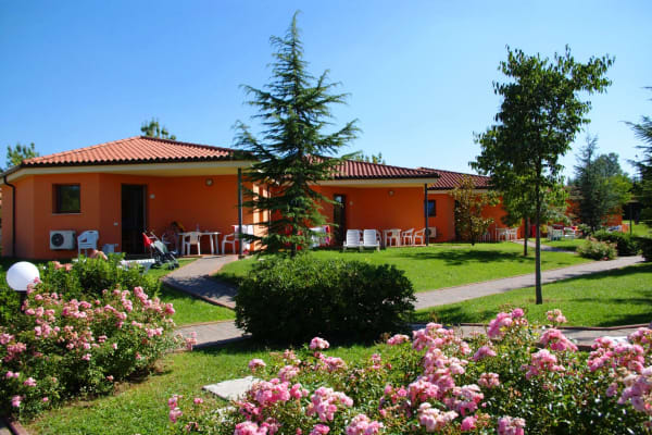 Bella Italia Apartments and Bungalows, Peschiera, Lake Garda