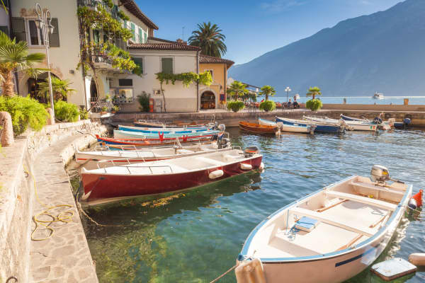 v1454603691/Topflight_Italy_Summer_Lake_Garda_Limone_Hotel_Alexander_cnw9lr.jpg