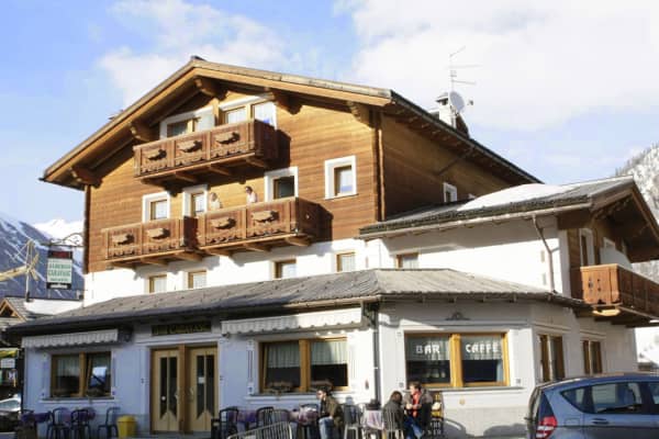 Hotel Caravasc,Copper Face Jacks Ski Trip