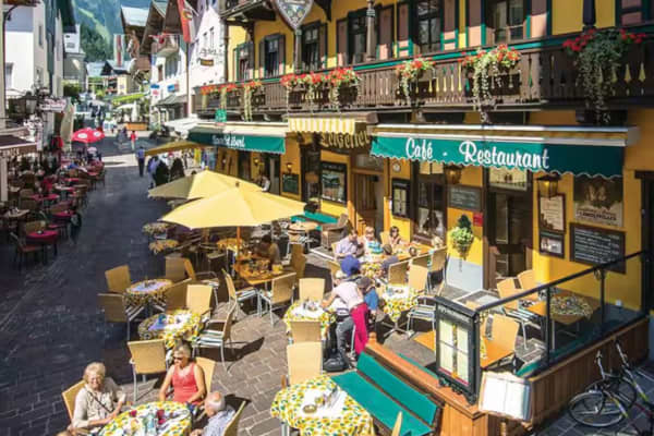 Hotel Lebzelter,Zell Am See