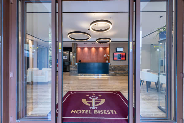 Hotel Bisesti,Garda