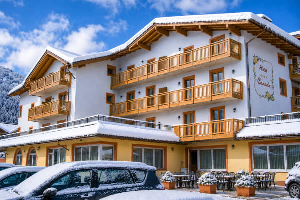 Hotel Canada,Pinzolo