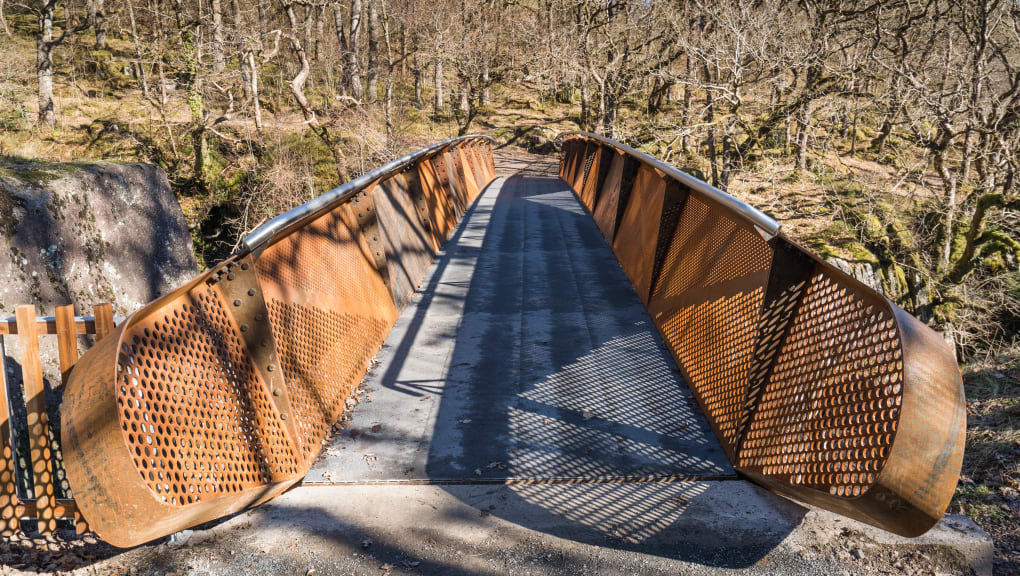 Entrance view of Bracklinn Falls Footbridge. Copyright Paul Saunders