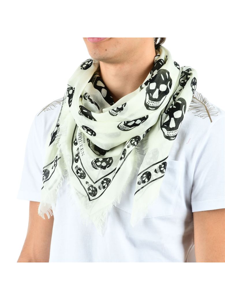 ALEXANDER MCQUEEN Scarf in Ivory ModeSens