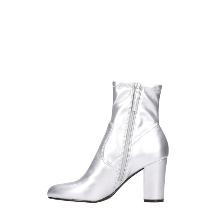 Steve Madden Actual Silver Faux Leather Bootie展示图