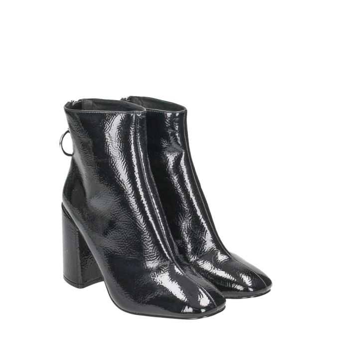 Steve Madden Posed Patent Black Leather Bootie展示图