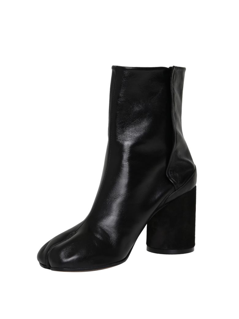 Maison Margiela Tabi Split-Toe Leather Ankle Boots In Black | ModeSens