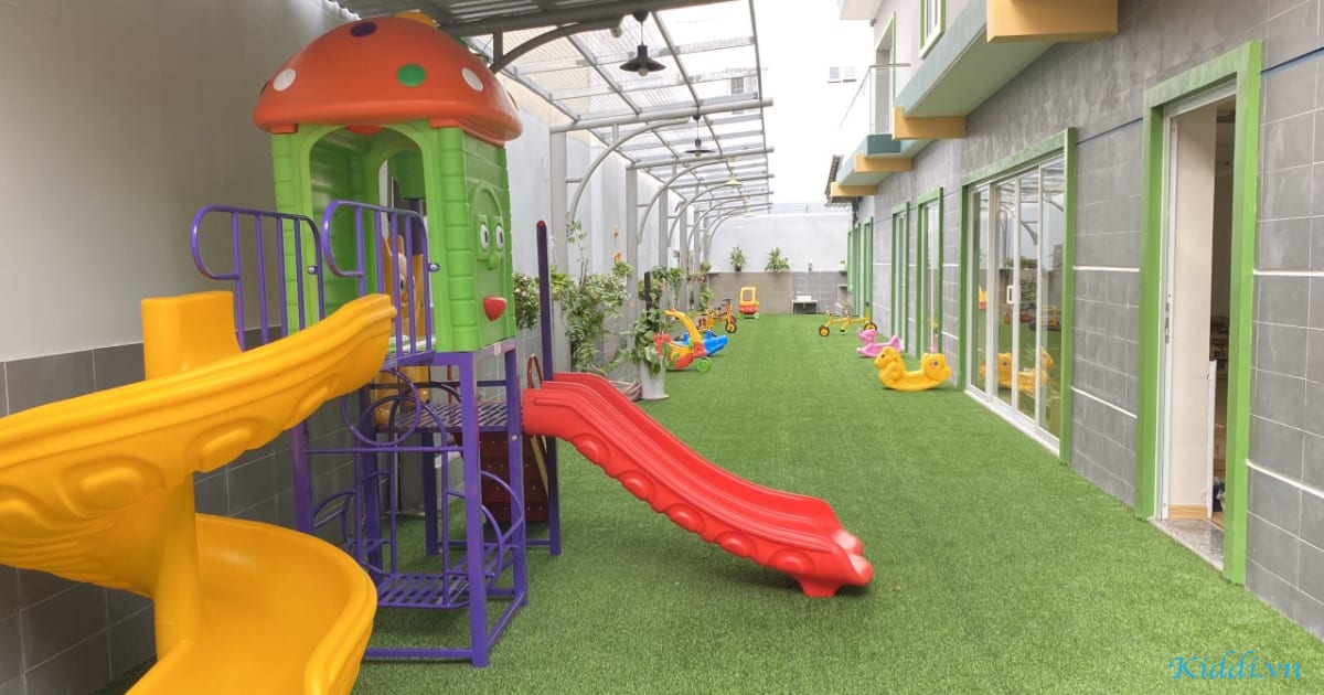 Khu căn hộ Phú Hoàng Anh