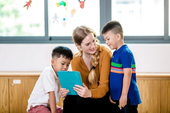 CHƯƠNG TRÌNH GRAPESEED LÀ GÌ? CẦN TRANG BỊ NỀN TẢNG TIẾNG ANH ĐỂ CON TRỞ THÀNH CÔNG D N TOÀN CẦU