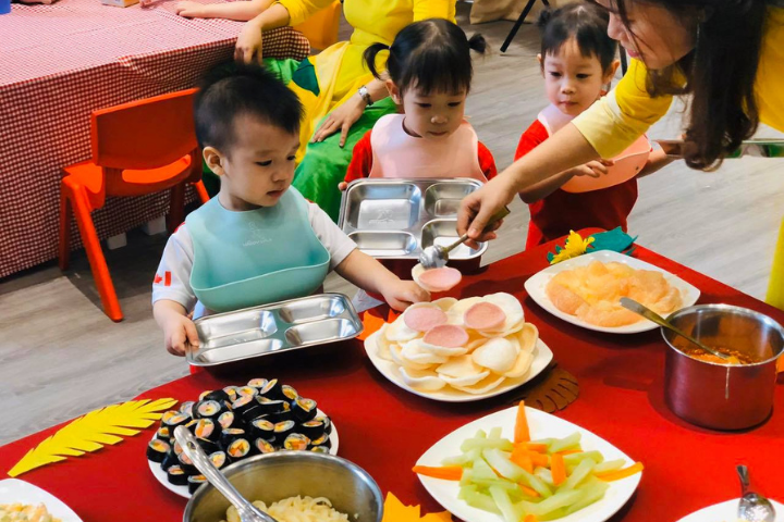 MAPLE BEAR - MÔI TRƯỜNG HOÀN HẢO NÂNG BƯỚC CHÂN ĐẦU ĐỜI CỦA TRẺ