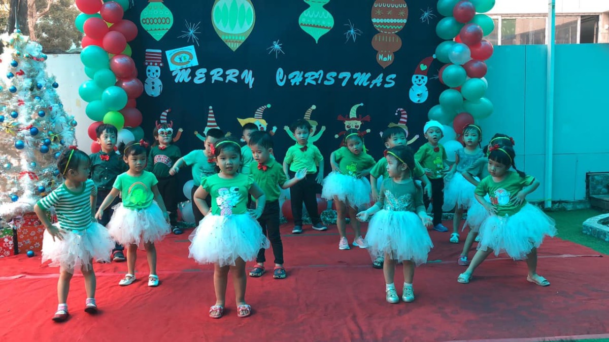 TIỆC GIÁNG SINH: MERRY CHRISTMAS 2020