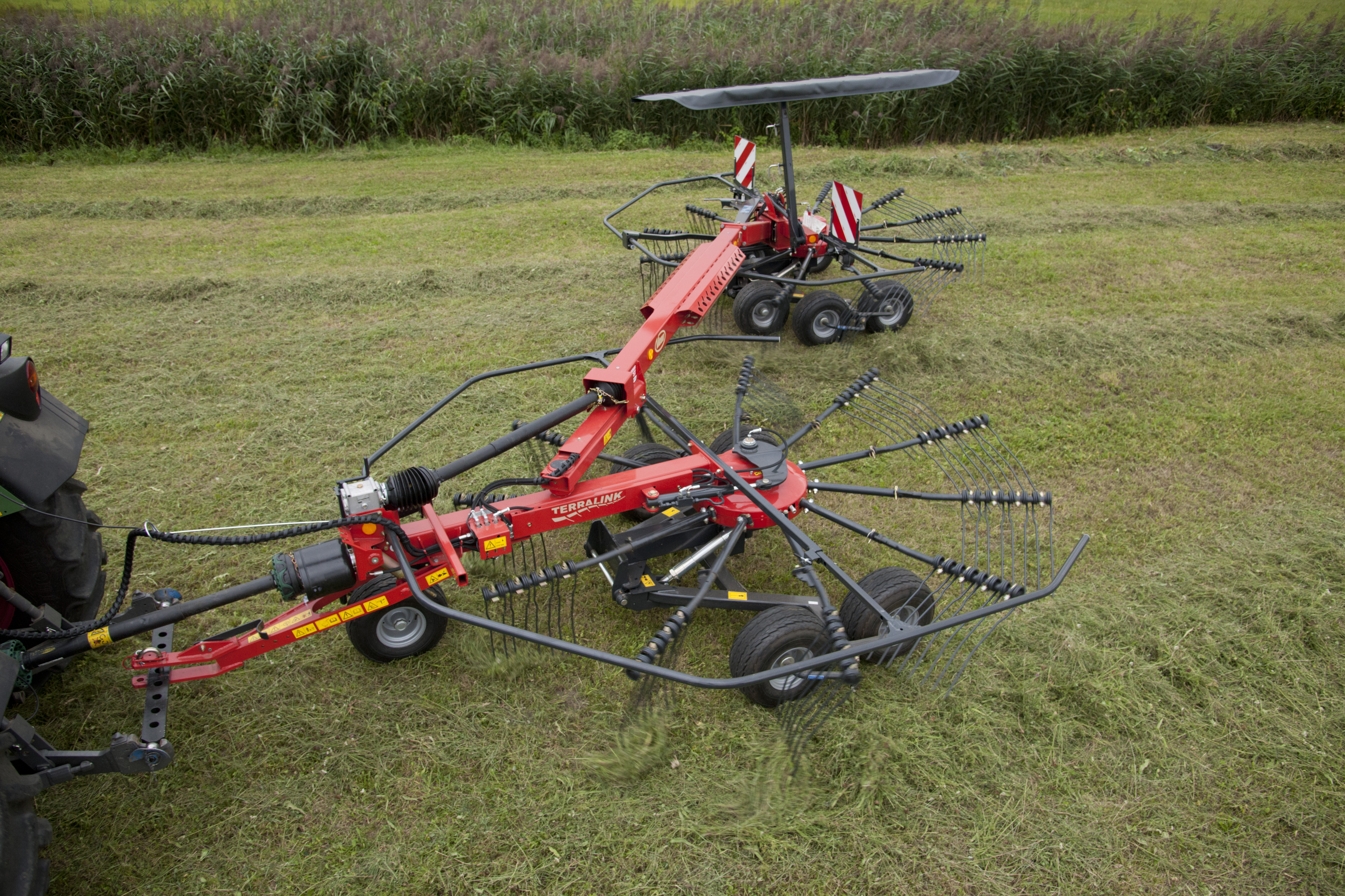 Double Rotor Rakes - Andex 714T VARIO - 714T EVO, CompactLine Gearbox provides almost maintenance free and great strengt during operation