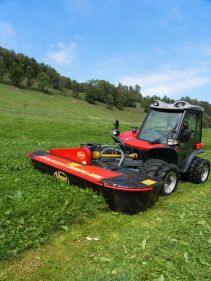 Plain Mowers - VICON EXTRA 324F ALPIN - FRONT MOUNTED ALPINE DISC MOWER, made for mountain regions and hilly conditions with its stable gravity point and excellent visibility