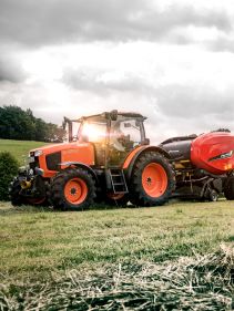 Fixed Chamber round balers - Kverneland 6250 Plus, designed for optimal flexibility and providing perfectly shaped bales