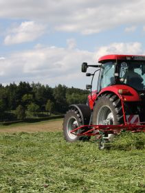 Kverneland 8460 - 8480, compact tedders for hay making